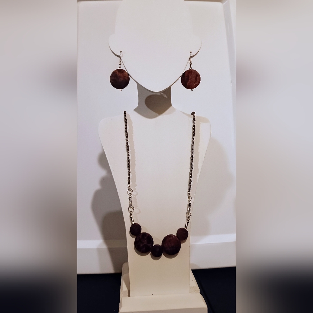Beaded Necklace Set